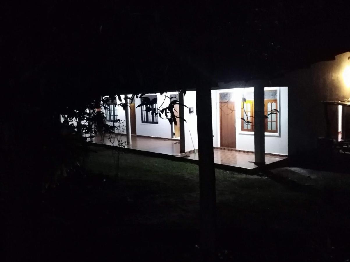 Отель Deer Garden Guest Полоннарува Экстерьер фото